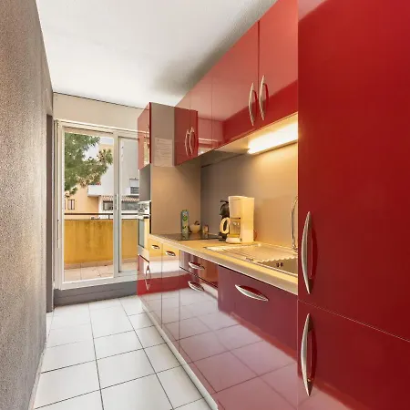 1 Bedroom Apartment For 5