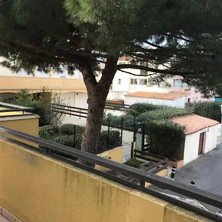 1 Bedroom Apartment For 5 * Agde