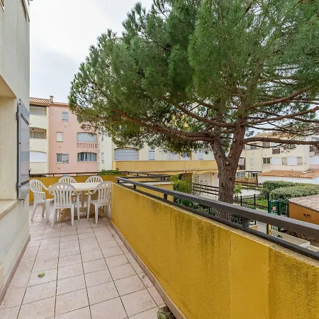 Διαμέρισμα 1 Bedroom Apartment For 5 *
